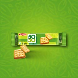 Britannia 50 50 Classic Sweet & Salty Biscuits-Pack