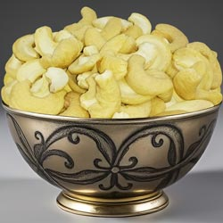 Broken Cashew Nuts