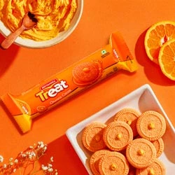 Britannia Treat Orange Creme Sandwich Biscuits-51gm